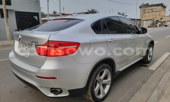 Ra Àlòkù BMW X6 Silver Ọkọ̀ in Cotonou ni Benin Ra Àlòkù BMW X6 Silver Ọkọ̀ in Cotonou ni Benin