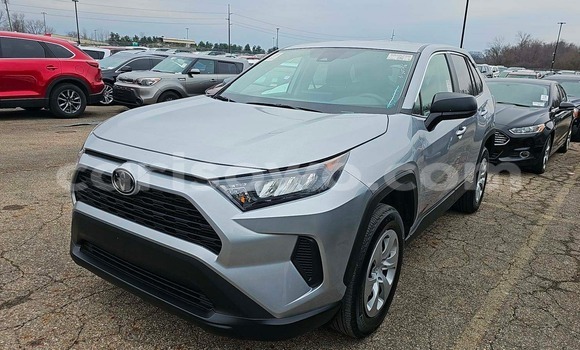 Sayi Imported Toyota RAV4 Sauran Mota in Cotonou a Benin Sayi Imported Toyota RAV4 Sauran Mota in Cotonou a Benin