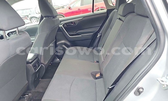 Sayi Imported Toyota RAV4 Sauran Mota in Cotonou a Benin Sayi Imported Toyota RAV4 Sauran Mota in Cotonou a Benin
