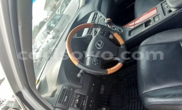 Sayi Na hannu Lexus RX 350 White Mota in Cotonou a Benin Sayi Na hannu Lexus RX 350 White Mota in Cotonou a Benin