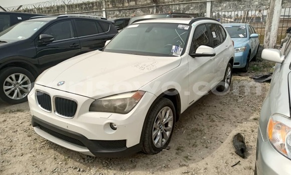 Sayi Na hannu BMW X1 White Mota in Cotonou a Benin Sayi Na hannu BMW X1 White Mota in Cotonou a Benin