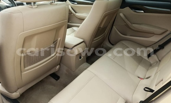 Sayi Na hannu BMW X1 White Mota in Cotonou a Benin Sayi Na hannu BMW X1 White Mota in Cotonou a Benin