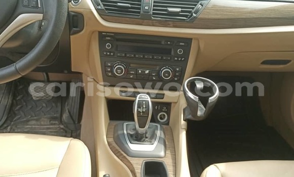 Sayi Na hannu BMW X1 White Mota in Cotonou a Benin Sayi Na hannu BMW X1 White Mota in Cotonou a Benin