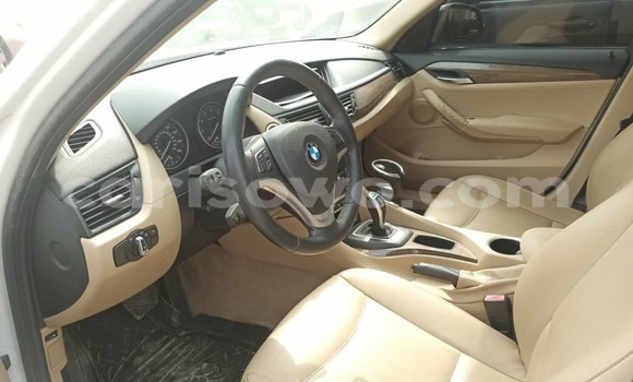 Sayi Na hannu BMW X1 White Mota in Cotonou a Benin Sayi Na hannu BMW X1 White Mota in Cotonou a Benin