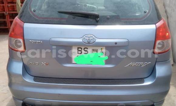 Sayi Na hannu Toyota Matrix Sauran Mota in Cotonou a Benin Sayi Na hannu Toyota Matrix Sauran Mota in Cotonou a Benin