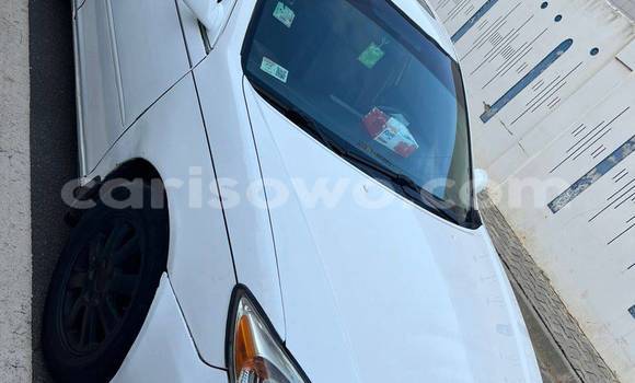 Sayi Na hannu Toyota Camry White Mota in Cotonou a Benin Sayi Na hannu Toyota Camry White Mota in Cotonou a Benin