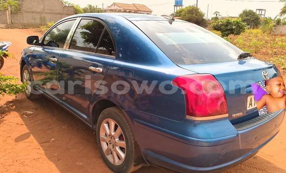 Sayi Na hannu Toyota Avensis Blue Mota in Abomey Calavi a Benin Sayi Na hannu Toyota Avensis Blue Mota in Abomey Calavi a Benin