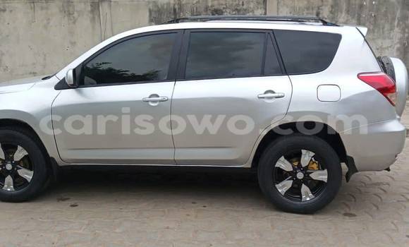 Sayi Na hannu Toyota RAV4 Sauran Mota in Abomey Calavi a Benin Sayi Na hannu Toyota RAV4 Sauran Mota in Abomey Calavi a Benin