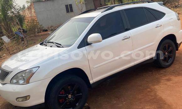 Sayi Na hannu Lexus RX 350 White Mota in Abomey Calavi a Benin