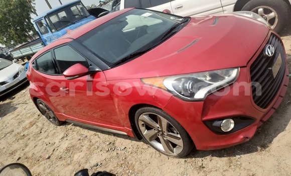 Sayi Na hannu Hyundai Veloster Red Mota in Cotonou a Benin