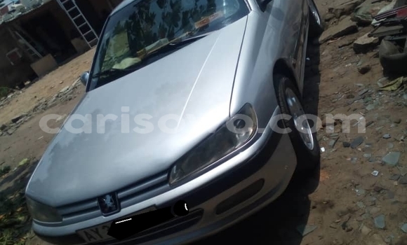 Acheter Occasion Voiture Peugeot 406 Gris à Cotonou, Benin Acheter Occasion Voiture Peugeot 406 Gris à Cotonou, Benin