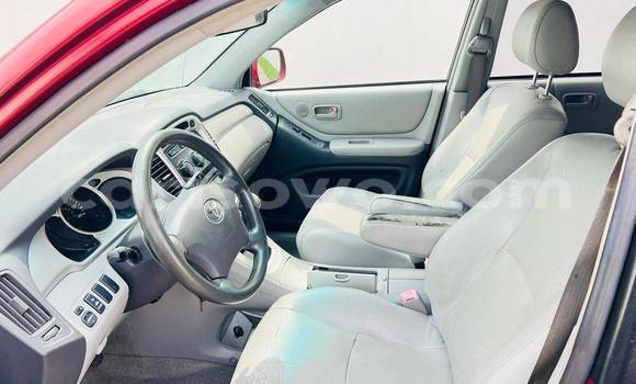 Sayi Na hannu Toyota Highlander Red Mota in Cotonou a Benin Sayi Na hannu Toyota Highlander Red Mota in Cotonou a Benin
