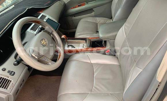 Sayi Na hannu Toyota Avalon Sauran Mota in Abomey Calavi a Benin Sayi Na hannu Toyota Avalon Sauran Mota in Abomey Calavi a Benin