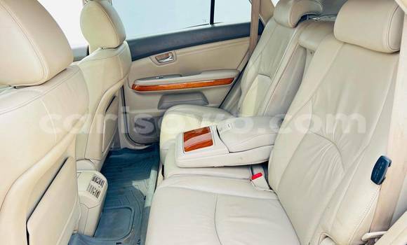 Buy Used Lexus RX 330 White Car in Abomey Calavi in Benign Buy Used Lexus RX 330 White Car in Abomey Calavi in Benign