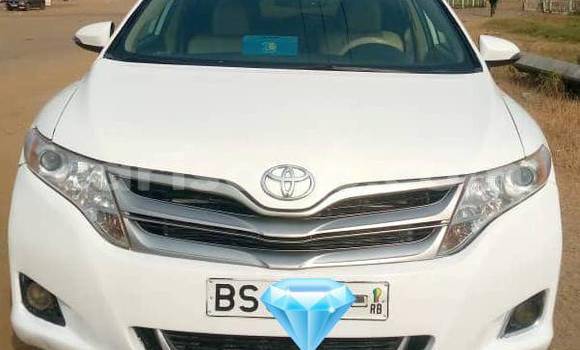 Acheter Occasion Voiture Toyota Venza Blanc à Abomey Calavi, Benin