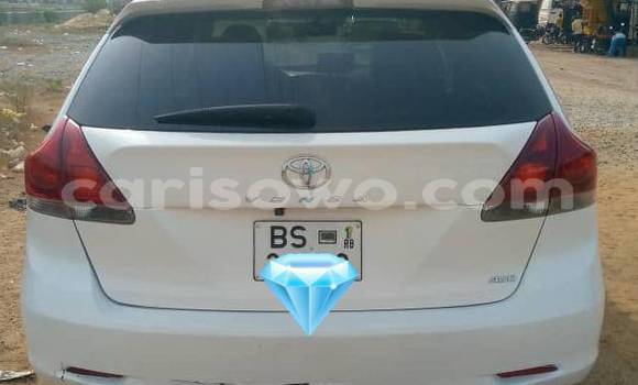 Sayi Na hannu Toyota Venza White Mota in Abomey Calavi a Benin Sayi Na hannu Toyota Venza White Mota in Abomey Calavi a Benin