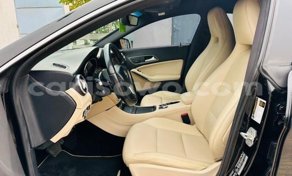 Sayi Na hannu Mercedes-Benz CLA-klasse Black Mota in Abomey Calavi a Benin Sayi Na hannu Mercedes-Benz CLA-klasse Black Mota in Abomey Calavi a Benin