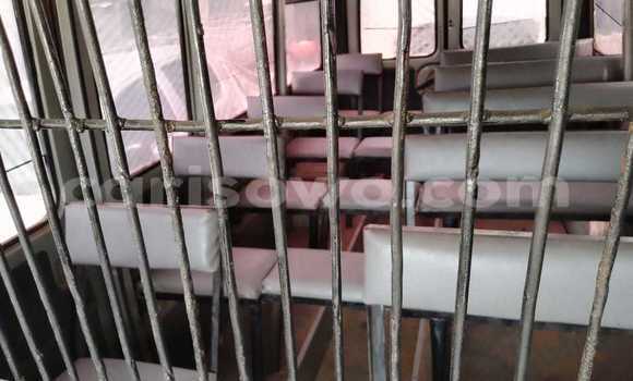 Acheter Occasion Voiture Renault Modus Gris à Cotonou, Benin Acheter Occasion Voiture Renault Modus Gris à Cotonou, Benin