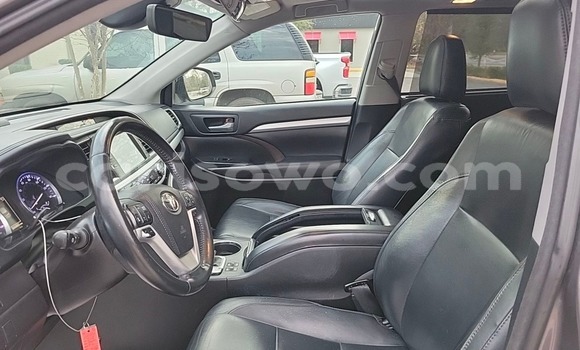 Sayi Imported Toyota Highlander Sauran Mota in Cotonou a Benin Sayi Imported Toyota Highlander Sauran Mota in Cotonou a Benin