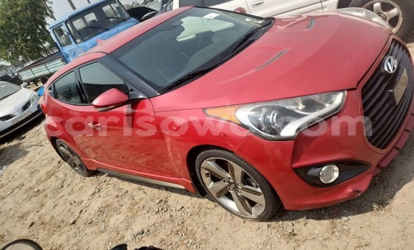 Sayi Na hannu Hyundai Veloster Red Mota in Cotonou a Benin Sayi Na hannu Hyundai Veloster Red Mota in Cotonou a Benin