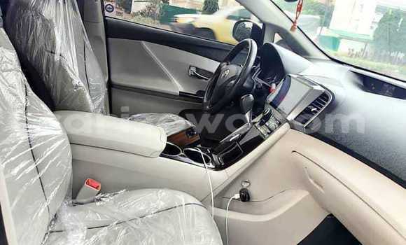 Sayi Na hannu Toyota Venza White Mota in Cotonou a Benin Sayi Na hannu Toyota Venza White Mota in Cotonou a Benin