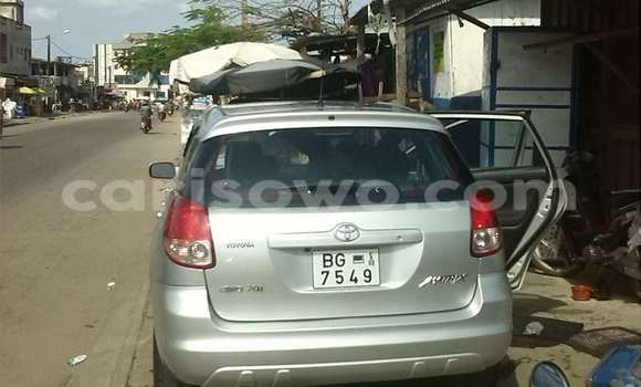 Ra Àlòkù Toyota Matrix Silver Ọkọ̀ in Cotonou ni Benin Ra Àlòkù Toyota Matrix Silver Ọkọ̀ in Cotonou ni Benin