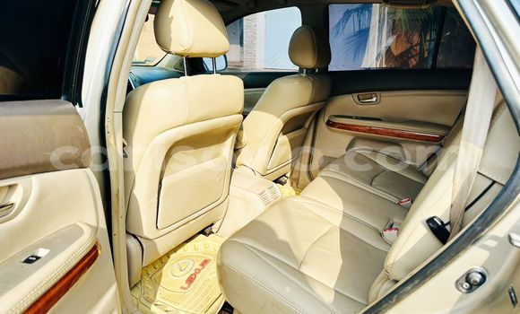 Ra Àlòkù Lexus RX 330 Miiran Ọkọ̀ in Abomey Calavi ni Benin Ra Àlòkù Lexus RX 330 Miiran Ọkọ̀ in Abomey Calavi ni Benin