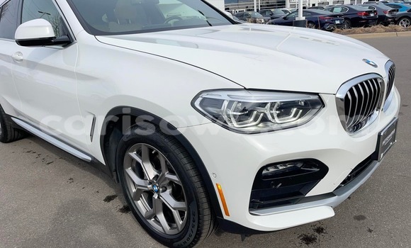 Sayi Imported BMW X4 White Mota in Cotonou a Benin Sayi Imported BMW X4 White Mota in Cotonou a Benin