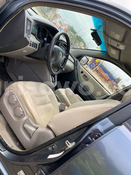 Big with watermark toyota highlander benin cotonou 19104