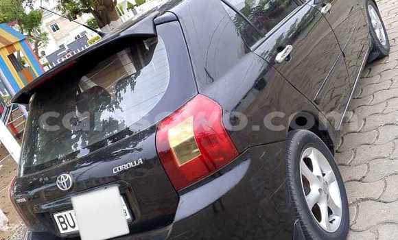 Sayi Na hannu Toyota Corolla Black Mota in Cotonou a Benin