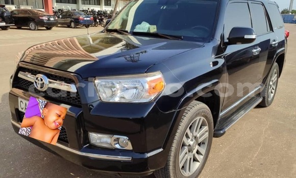 Ra Àlòkù Toyota 4Runner Black Ọkọ̀ in Cotonou ni Benin Ra Àlòkù Toyota 4Runner Black Ọkọ̀ in Cotonou ni Benin