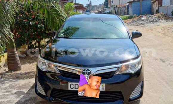 Sayi Na hannu Toyota Camry Black Mota in Cotonou a Benin