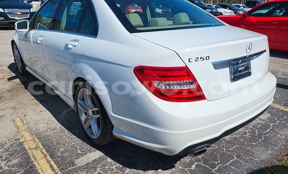 Sayi Imported Mercedes-Benz CLS250 White Mota in Cotonou a Benin Sayi Imported Mercedes-Benz CLS250 White Mota in Cotonou a Benin