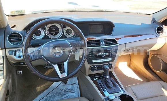 Sayi Imported Mercedes-Benz CLS250 White Mota in Cotonou a Benin Sayi Imported Mercedes-Benz CLS250 White Mota in Cotonou a Benin