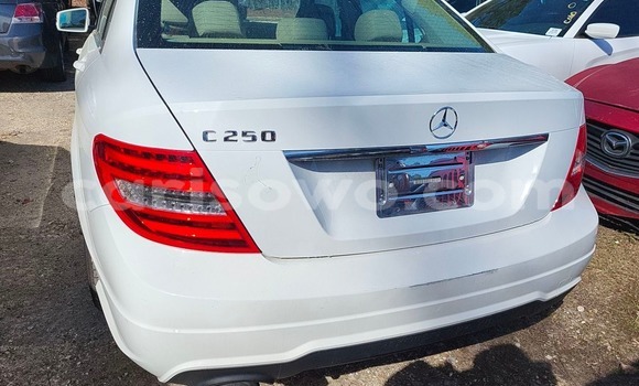 Sayi Imported Mercedes-Benz CLS250 White Mota in Cotonou a Benin Sayi Imported Mercedes-Benz CLS250 White Mota in Cotonou a Benin