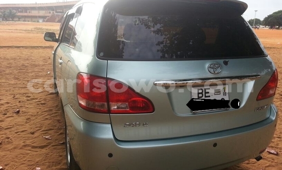 Ra Àlòkù Toyota Avensis Verso Alawọ ewe Ọkọ̀ in Cotonou ni Benin Ra Àlòkù Toyota Avensis Verso Alawọ ewe Ọkọ̀ in Cotonou ni Benin