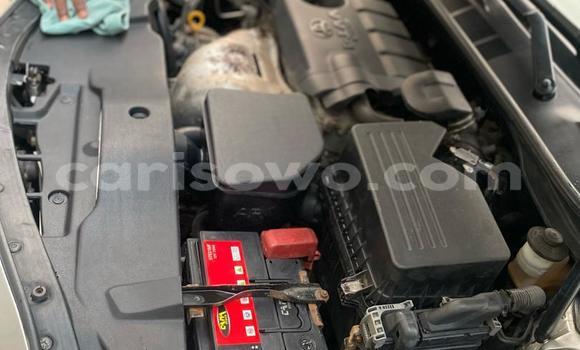 Ra Àlòkù Toyota Camry Silver Ọkọ̀ in Cotonou ni Benin Ra Àlòkù Toyota Camry Silver Ọkọ̀ in Cotonou ni Benin