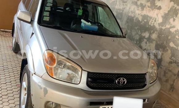 Ra Àlòkù Toyota RAV4 Silver Ọkọ̀ in Cotonou ni Benin Ra Àlòkù Toyota RAV4 Silver Ọkọ̀ in Cotonou ni Benin