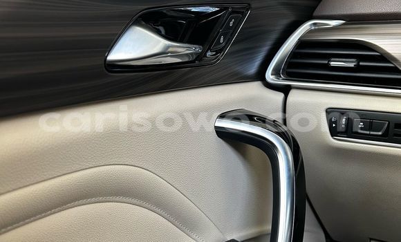 Acheter Occasion Voiture Faw Besturn B50 Blanc à Cotonou, Benin Acheter Occasion Voiture Faw Besturn B50 Blanc à Cotonou, Benin