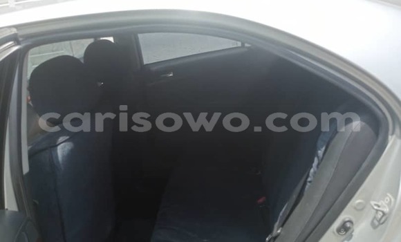 Acheter Occasion Voiture Toyota Avensis Gris à Cotonou, Benin Acheter Occasion Voiture Toyota Avensis Gris à Cotonou, Benin