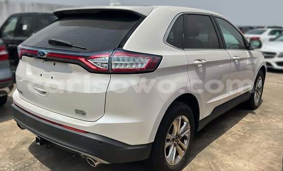 Ra Àlòkù Ford Edge funfun Ọkọ̀ in Cotonou ni Benin Ra Àlòkù Ford Edge funfun Ọkọ̀ in Cotonou ni Benin
