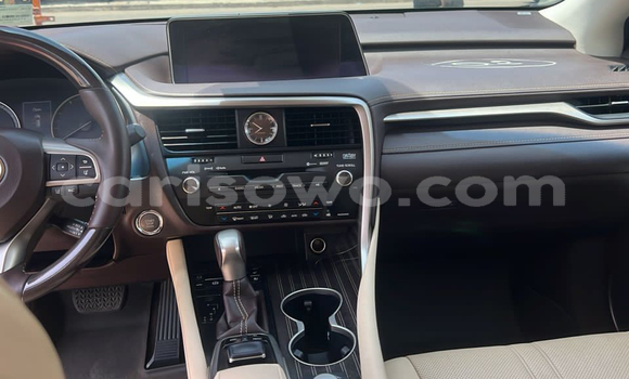 Sayi Na hannu Lexus RX 350 Red Mota in Cotonou a Benin Sayi Na hannu Lexus RX 350 Red Mota in Cotonou a Benin