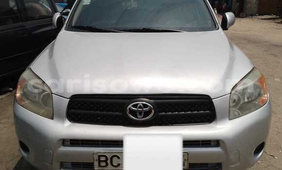 Ra Àlòkù Toyota RAV4 Silver Ọkọ̀ in Cotonou ni Benin Ra Àlòkù Toyota RAV4 Silver Ọkọ̀ in Cotonou ni Benin
