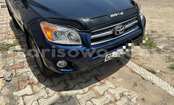 Sayi Na hannu Toyota RAV4 Blue Mota in Cotonou a Benin Sayi Na hannu Toyota RAV4 Blue Mota in Cotonou a Benin