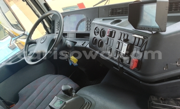 Acheter Import Utilitaire Mercedes‒Benz 1824 Autre à Cotonou, Benin Acheter Import Utilitaire Mercedes‒Benz 1824 Autre à Cotonou, Benin