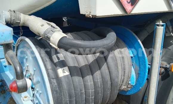 Acheter Import Utilitaire Man Silent Bleu à Cotonou, Benin Acheter Import Utilitaire Man Silent Bleu à Cotonou, Benin