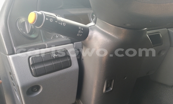 Acheter Import Utilitaire Mercedes‒Benz 1824 Bleu à Cotonou, Benin Acheter Import Utilitaire Mercedes‒Benz 1824 Bleu à Cotonou, Benin