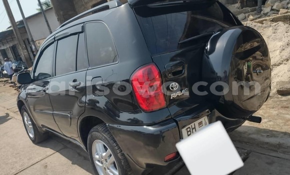 Sayi Na hannu Toyota RAV4 Black Mota in Cotonou a Benin