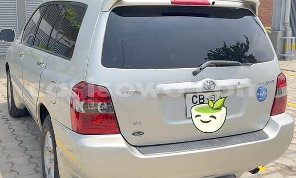 Buy Used Toyota Highlander White Car in Cotonou in Benign