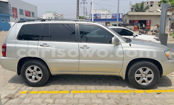 Acheter Occasion Voiture Toyota Highlander Blanc à Cotonou, Benin Acheter Occasion Voiture Toyota Highlander Blanc à Cotonou, Benin